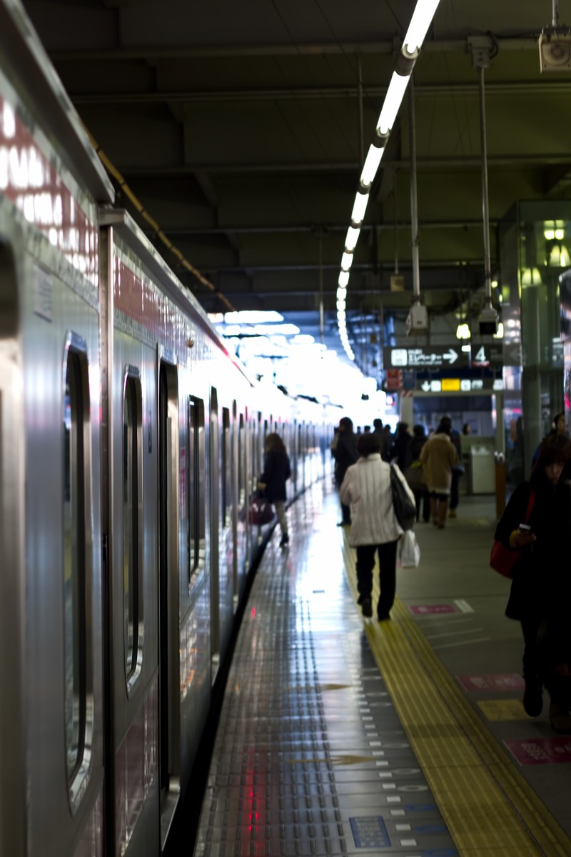 【やさしい日本語】かけこみ乗車（じょうしゃ）